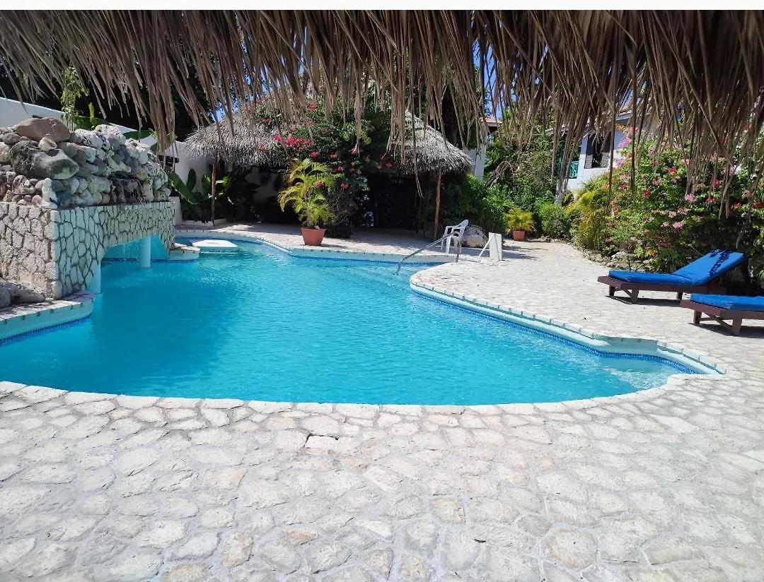 فندق Ltu Garden نيغريل 3*,
